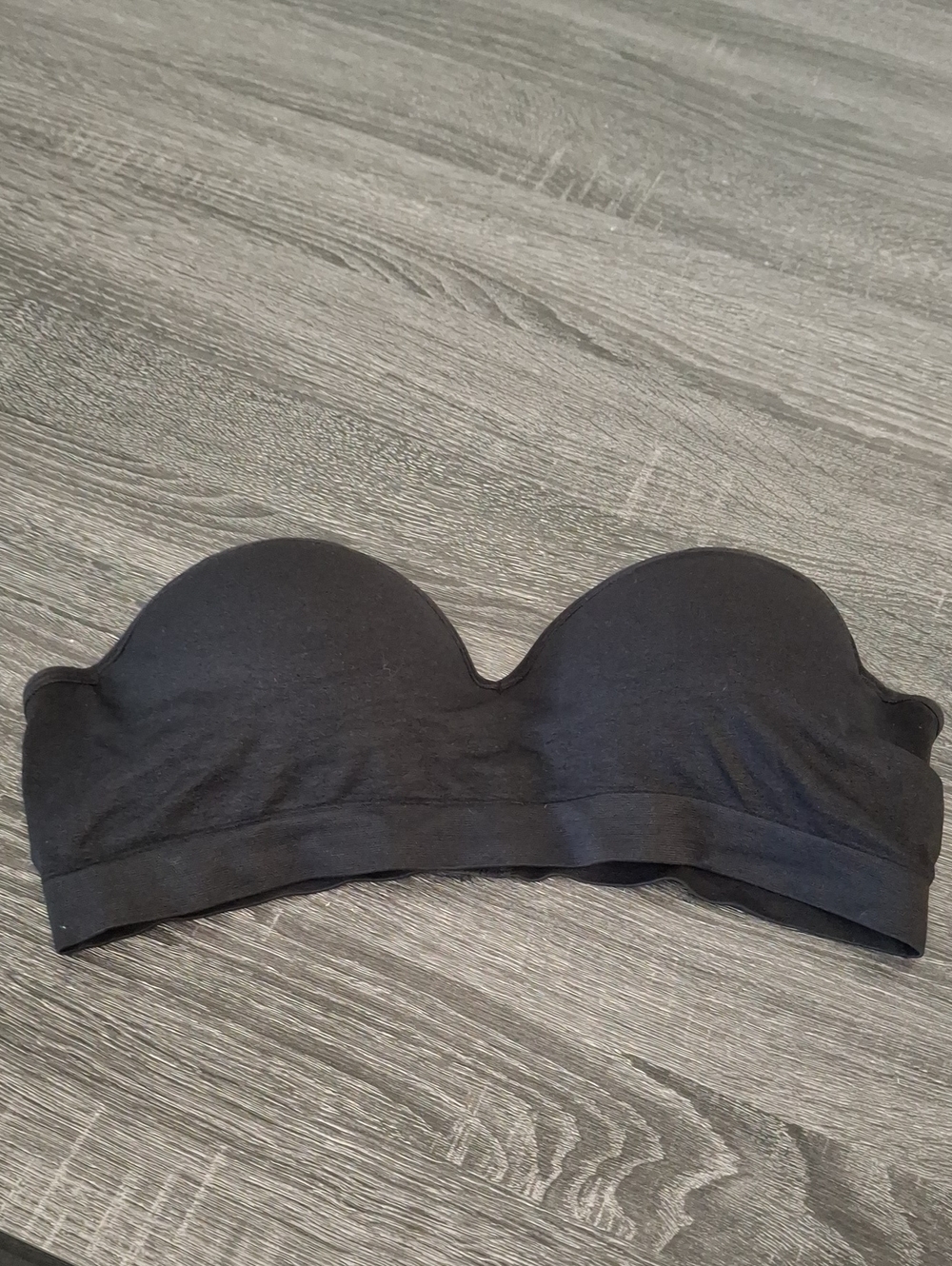 Seamless Strapless Black Bandeau Bra - Classic Comfort- W Sz 38B
